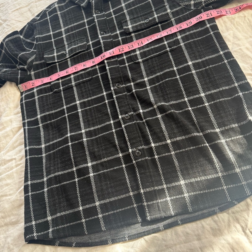 7 Diamonds Shirt Mens Size M Black and White Plaid Button-Up Top Soft Flannel - Picture 7 of 9